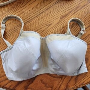 Panache sports bra 32J Underwire
